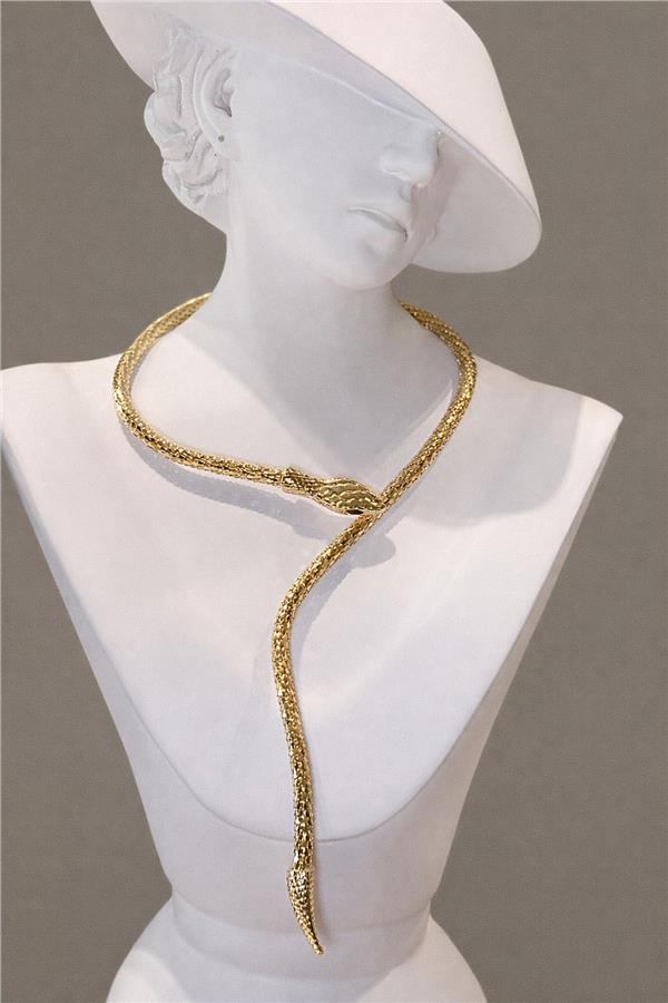 Jennifer Bükülebilir Yılan Kolye Altın Renk – Esnek Ayarlanabilir Lüks Statement Kolye